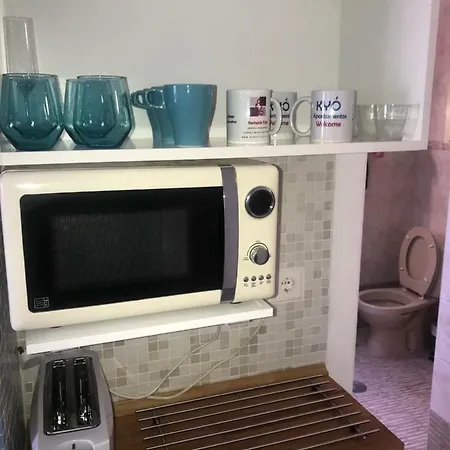 Kyo Verdiales Apartamento *