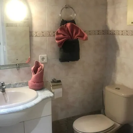 Kyo Verdiales Apartamento